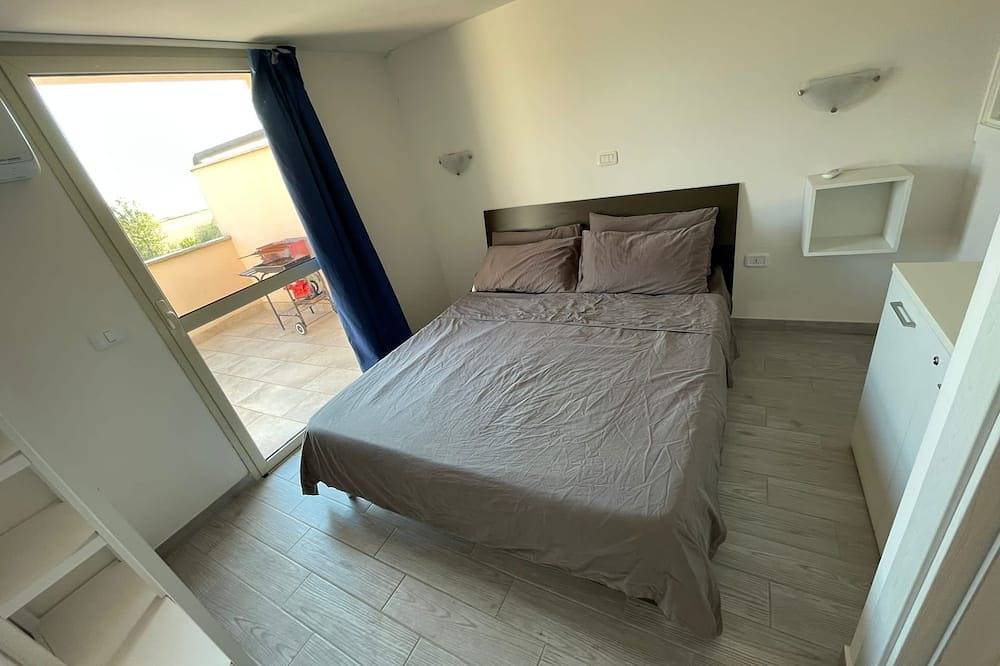 Holiday Home 'Rio Home' with Private Terrace and Air Conditioning in Principina A Mare, Grosseto