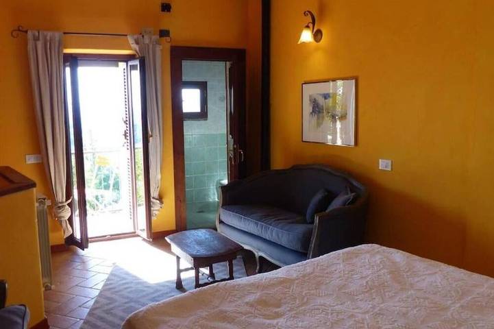 Gîte pour 4 personnes, avec Balcon ainsi que Jardin et Piscine à Collevecchio - 3