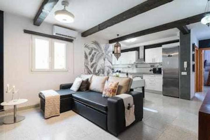 Gîte pour 6 personnes, avec jardin dans Castillo del Romeral