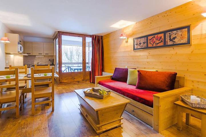 Chalet pour 8 personnes, avec Balcon et Piscine à Brides-les-Bains