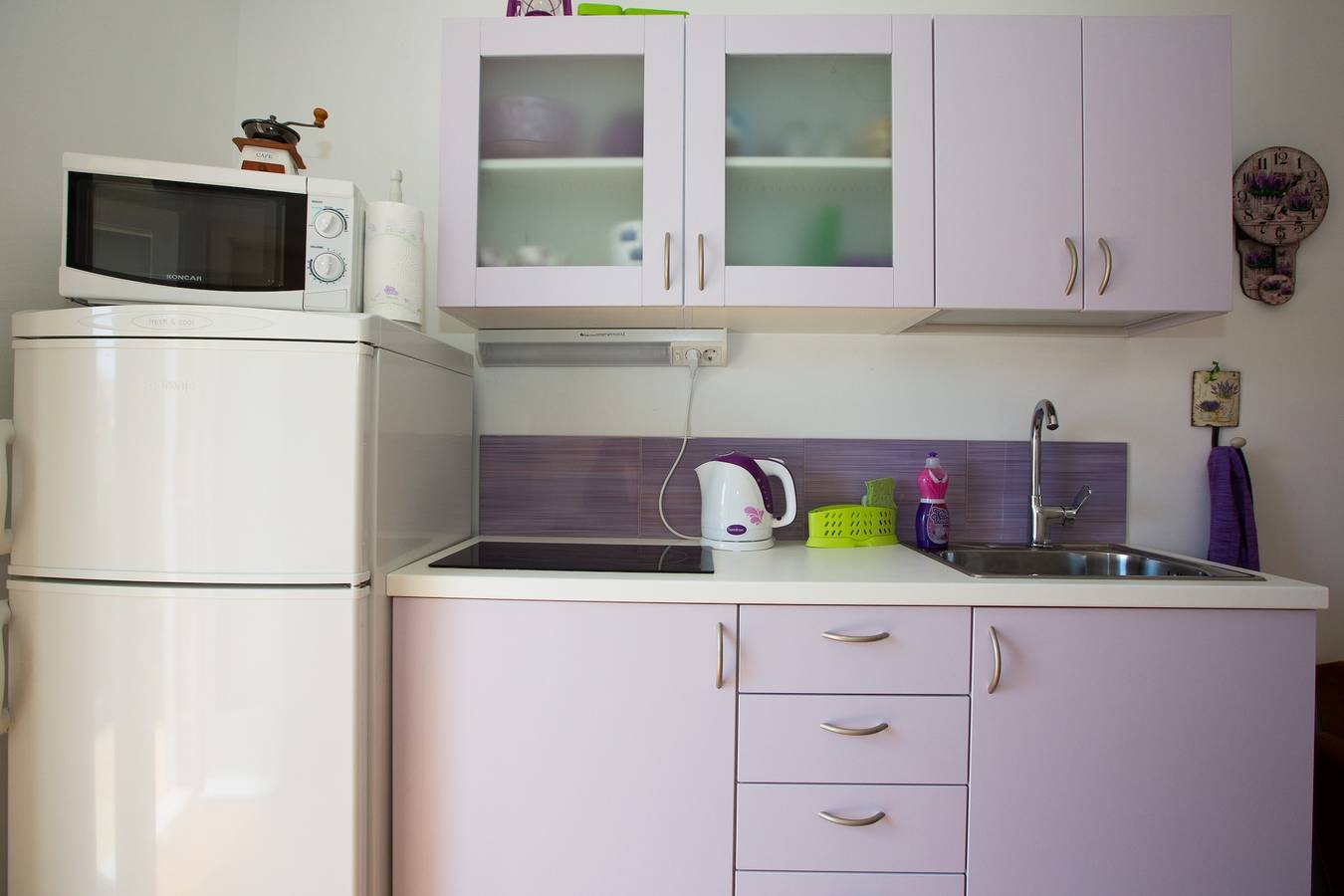 Guest House Gugily- Single Room with Shared Bathroom in Dubrovnik, Grad Dubrovnik