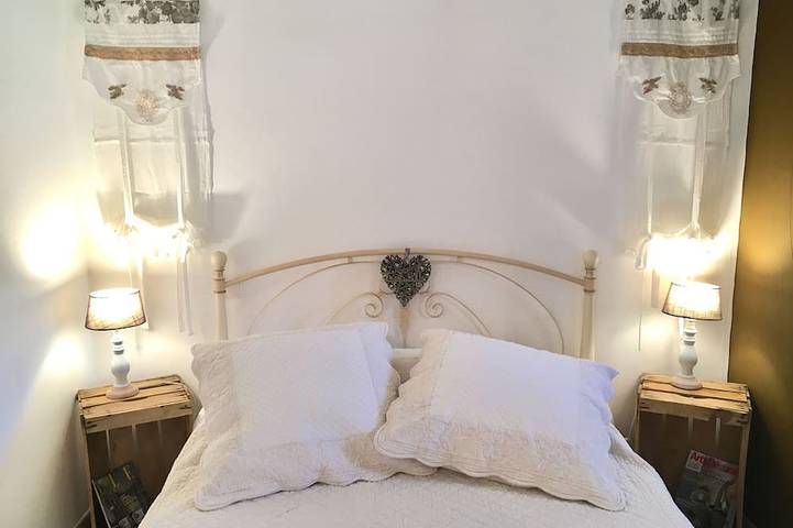 Gîte pour 4 personnes, avec piscine ainsi que terrasse et jardin à Maussane-les-Alpilles - 3