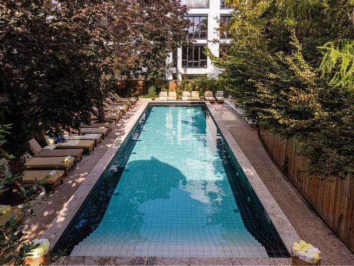 Hôtel pour 2 personnes, avec piscine et jardin, animaux acceptés