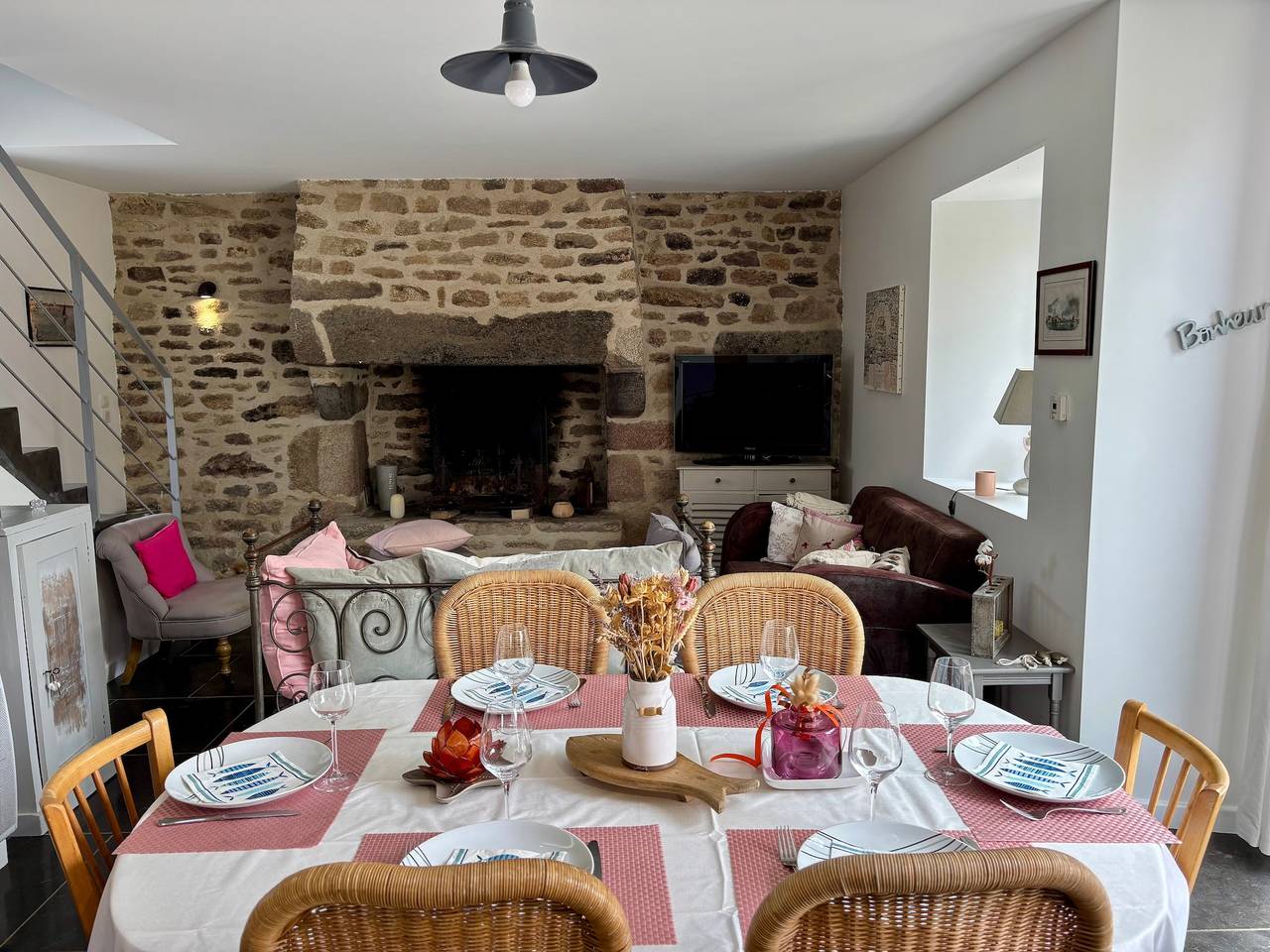 Casa de vacaciones 'Ty Marianne' con terraza, jardín privado y Wi-Fi in Ploemeur, Côte des Mégalithes