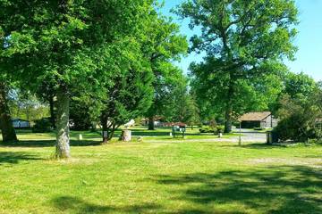 Gîte pour 4 personnes, avec terrasse et jardin, animaux acceptés à Saint-Michel-Escalus
