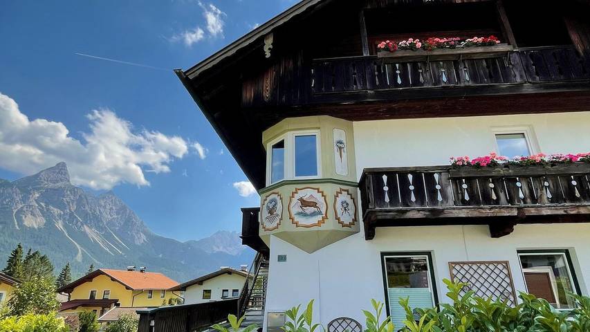 Appartement voor 4 personen, met uitzicht en terras, kindvriendelijk in Ehrwald