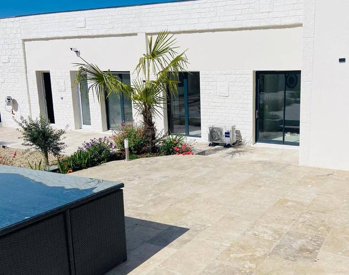 Chambre d’hôte pour 2 personnes, avec Terrasse ainsi que Jardin et Vue à Bergerac - 4