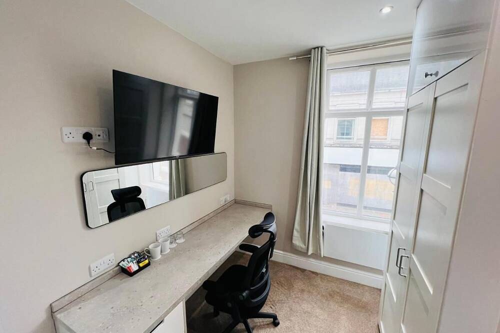 Ganze Wohnung, Gaolgate Suites Self Check-in in Stafford, Staffordshire