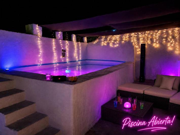 Location de vacances pour 11 personnes, avec Terrasse et Jardin ainsi que Piscine et Vue à Alcolea