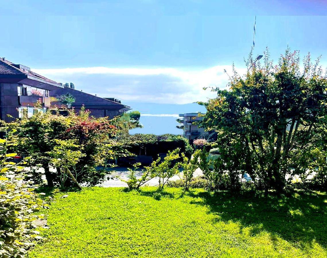Appartement entier, Two-Bedroom Apartment in Pully, Lac Léman