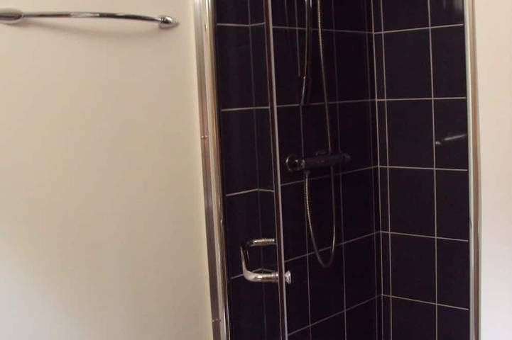 Gîte pour 5 personnes, avec jardin dans Le Mené - 4