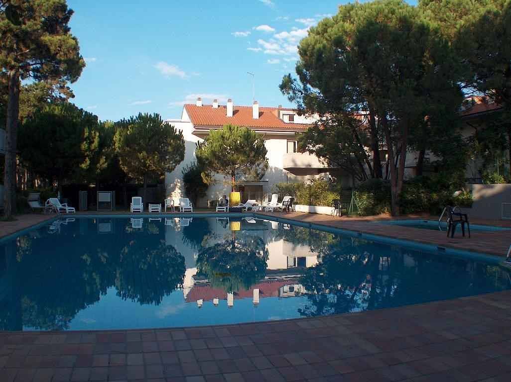 Ganze Ferienwohnung, Ferienwohnung mit Klimaanlage, Balkon und Pool in Lignano  in Lignano Pineta, Lignano Sabbiadoro