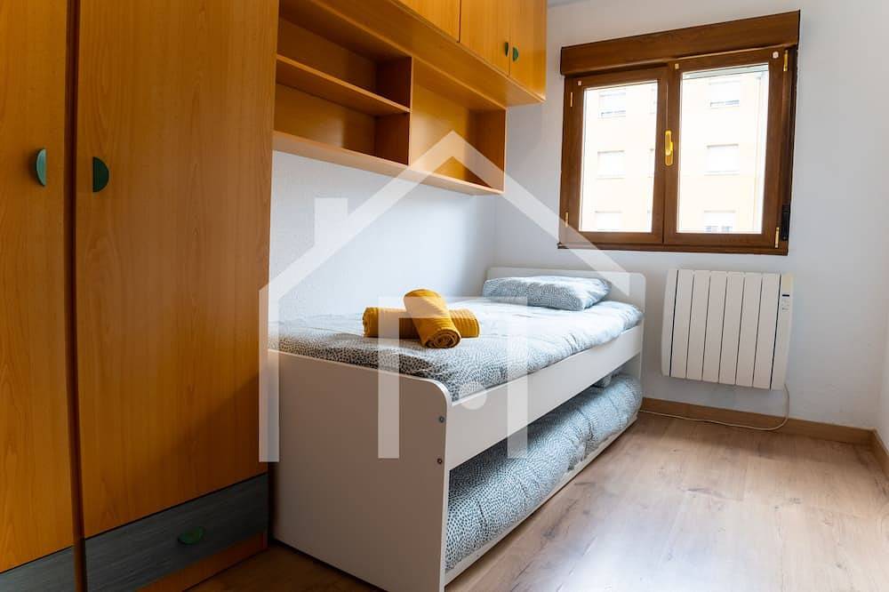 Entire apartment, Apartamento La Luz - Tranquilo in Avilés, Costa Verde (Spain)