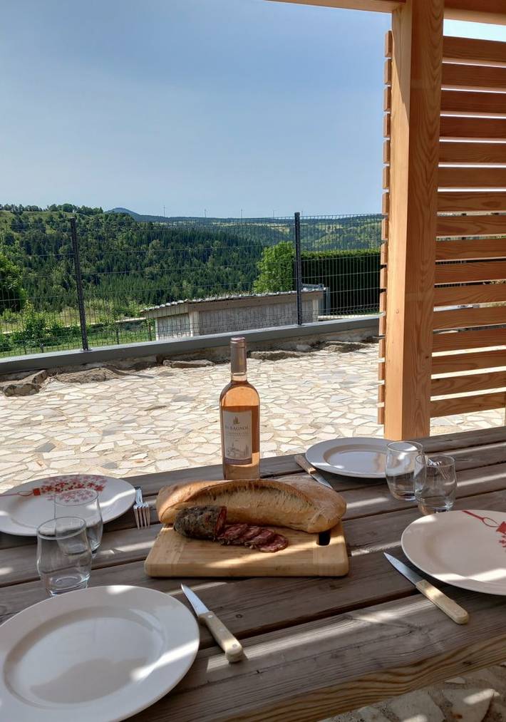 Gîte pour 5 personnes, avec terrasse et jardin à Saint-Front - 4