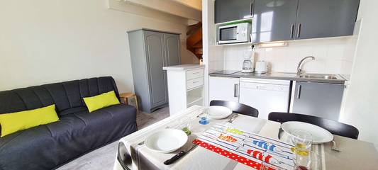 Cottage pour 3 personnes, avec piscine, animaux acceptés à La Couarde-sur-Mer
