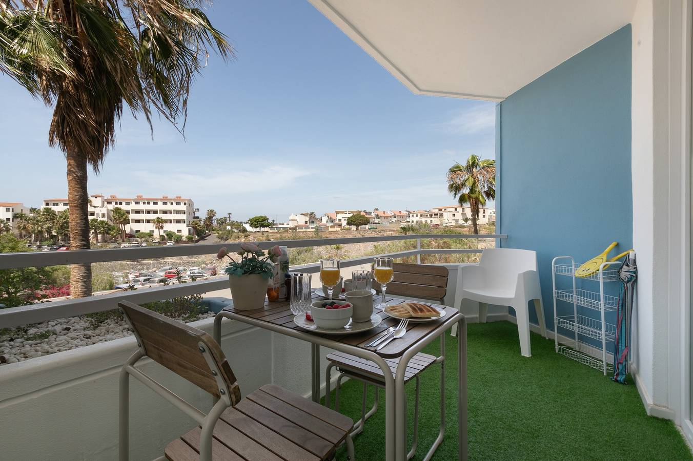 Entire apartment, Vacation Apartment 'Infinity Summer' with Mountain View, Wi-Fi and Air Conditioning in Las Adelfas, San Miguel de Abona