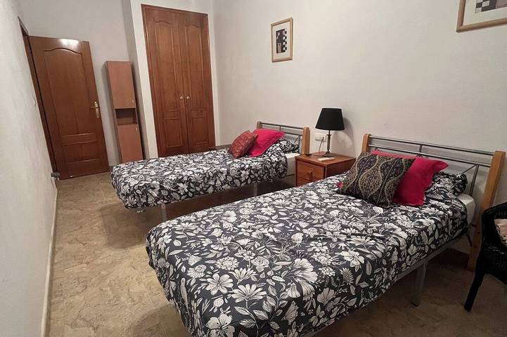 Mediterranean villa with private pool 20 minutes from the beaches of La Marina in Catral, Provincia de Alicante