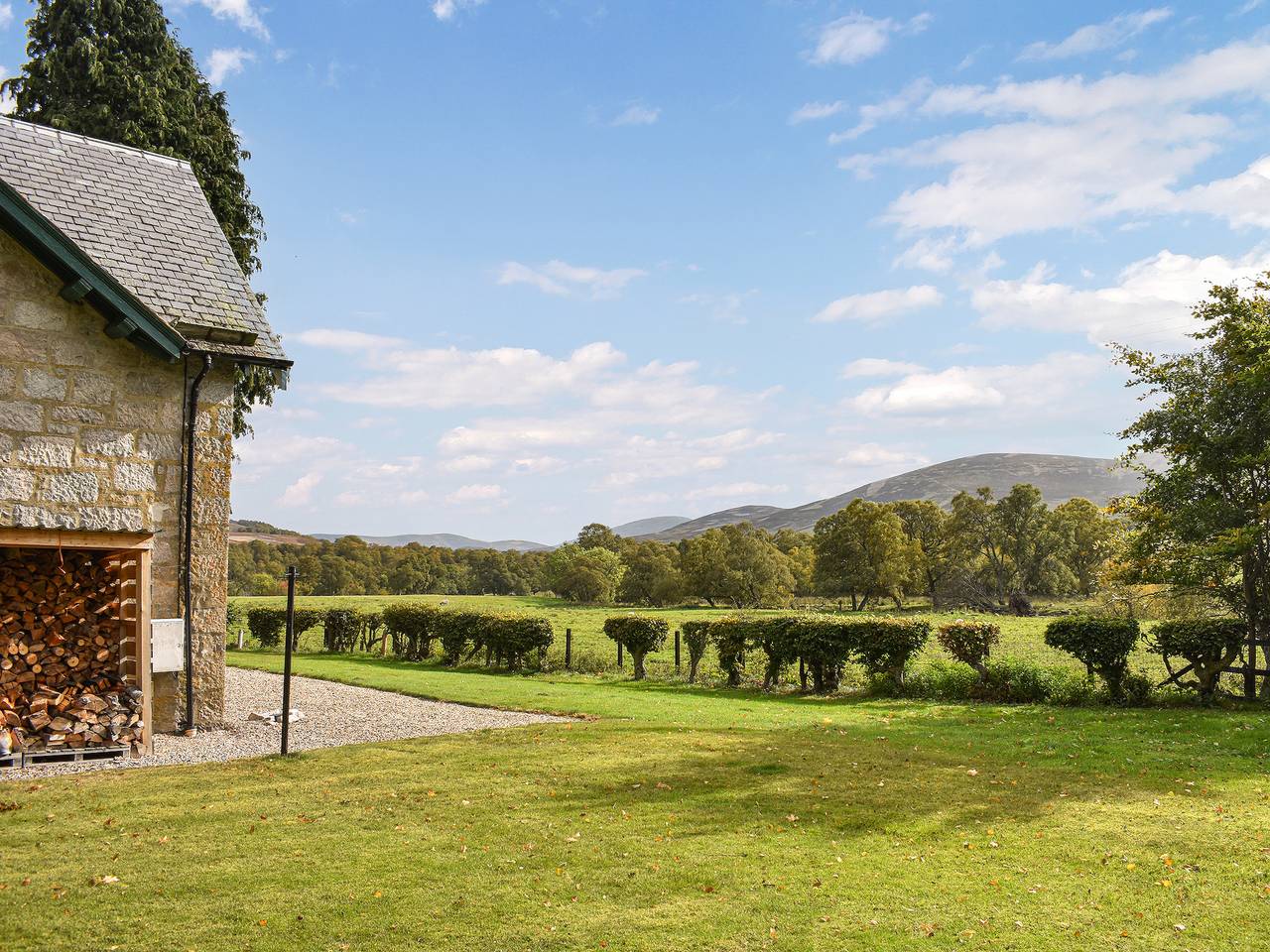 Gleneffock Farmhouse in Angus