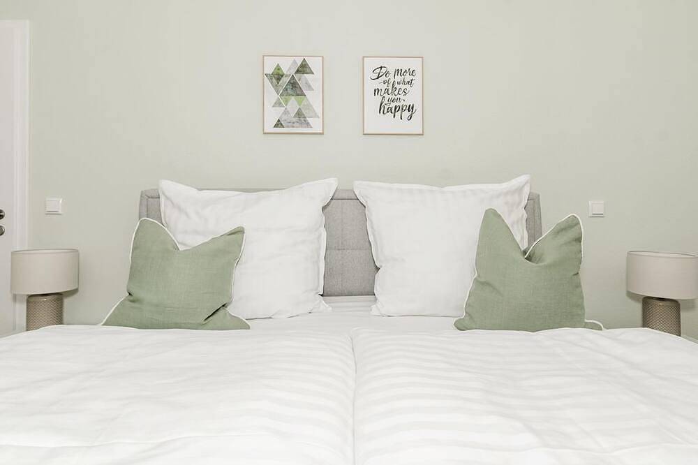 Ganze Wohnung, Fewo Wiesenblick, Dusche, Wc, 2 Schlafräume - Ferienwohnungen in Auerbach, Chemnitz und Umgebung