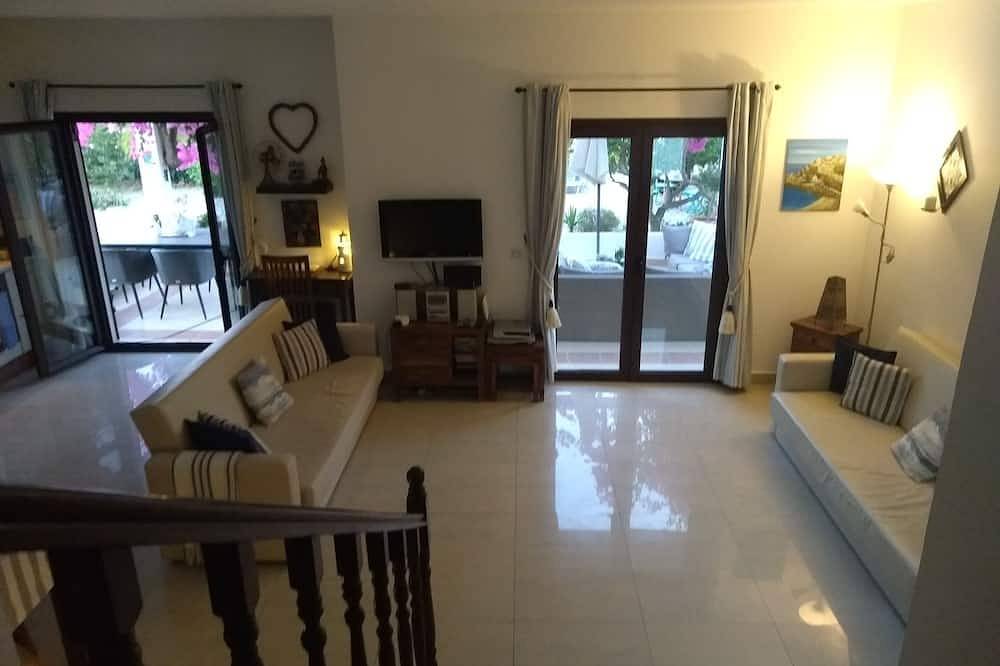 Freistehende Villa mit Akropolis und Meerblick. 10 Minuten zu Fuß zum Lindos-Platz. in Lindos, Rhodos