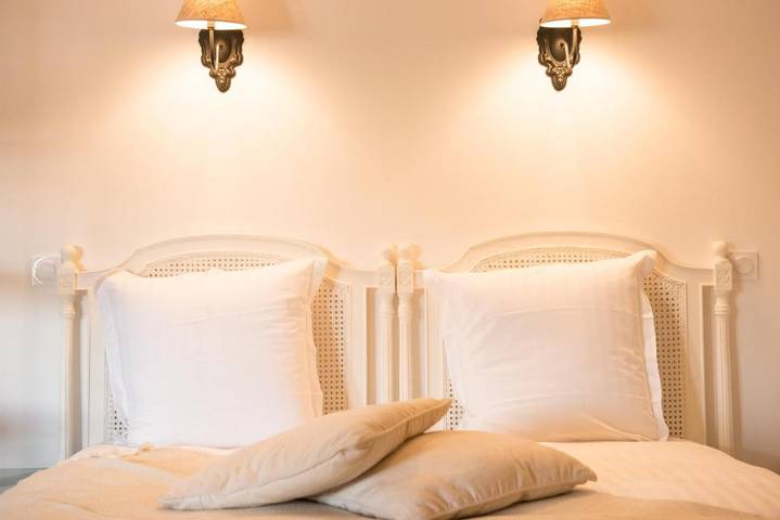 Gîte pour 2 personnes, avec Terrasse et Jardin dans Office de Tourisme d'Aigues-Mortes en Terre de Camargue