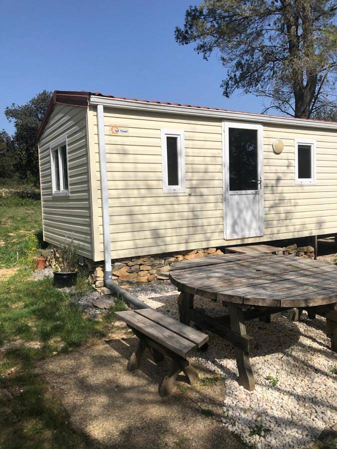 Location de vacances pour 5 personnes, avec piscine et terrasse, animaux acceptés à Parignargues - 4