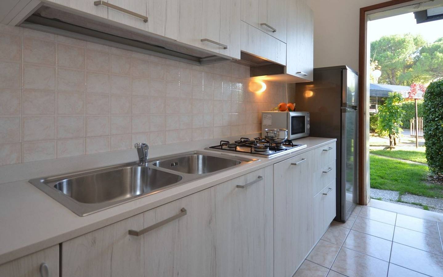 Ferienhaus mit privatem Garten und Terrasse in Bibione, Venedig Provinz