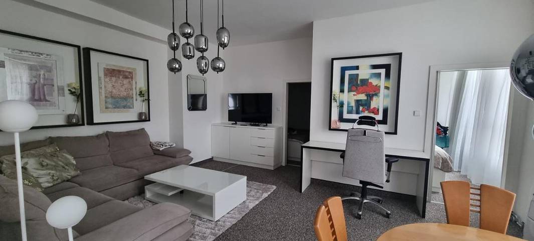 Appartement de vacances pour 5 personnes, avec jardin et vue