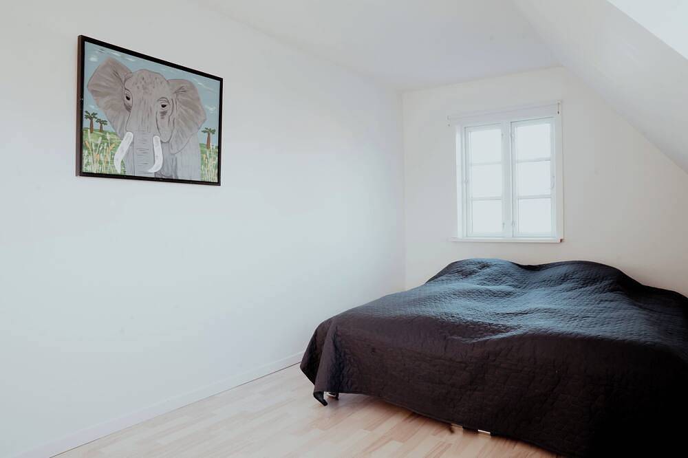 Family-friendly holiday home near the sea in Strib, Kleiner Belt