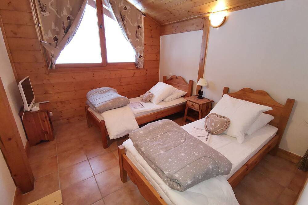 Geheel appartement, Groot 120 M2 Duplex In Staand Chalet Mgm Met 4 **** Verwarmd Zwembad in Villard-sur-Doron, Albertville en omgeving
