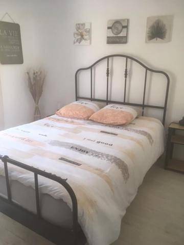 Gîte pour 3 personnes, avec terrasse à Liergues - 3