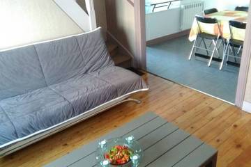 Gîte pour 8 personnes, avec terrasse dans Saint-Pol-sur-Mer