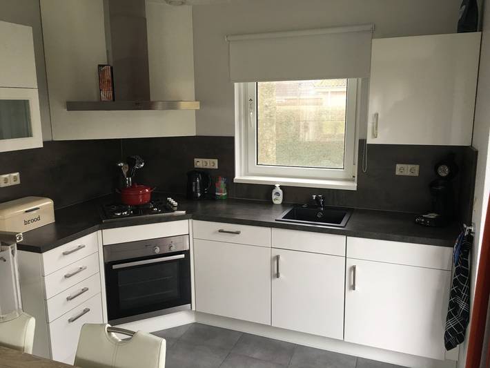 Bungalow für 6 Personen, mit Pool und Garten sowie Terrasse und Sauna, mit Haustier in Earnewâld - 4