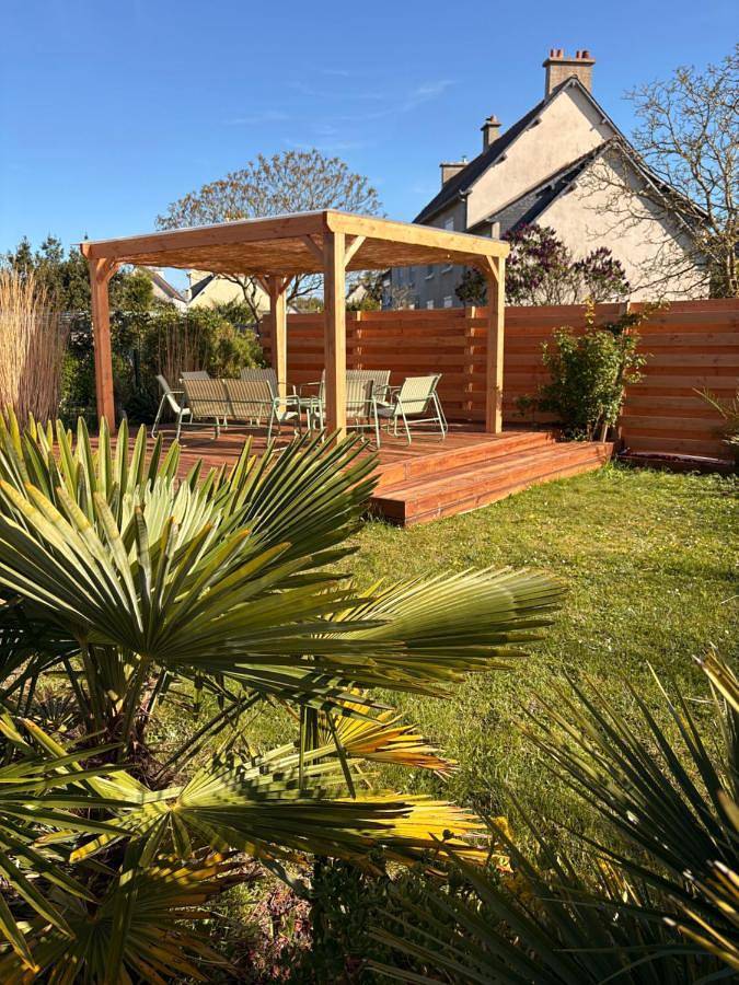 Location de vacances pour 10 personnes, avec jardin à Le Vivier-sur-Mer - 4