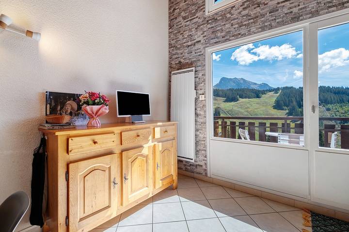 Ganze Wohnung, Duplex-Apartment 'Les Ormes-Manigod-La Clusaz' mit Bergblick und Balkon in Manigod, Annecy und Umgebung