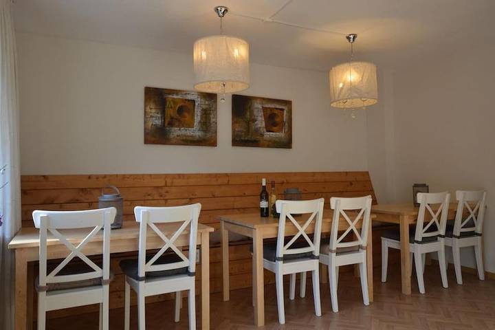 Ferienhaus für 12 Personen, mit Balkon und Terrasse sowie Garten und Ausblick in Veldenz - 4