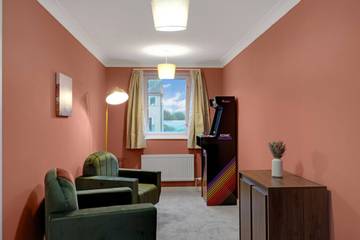 Holiday Rental for 8 People in Ipswich, Suffolk, Photo 3