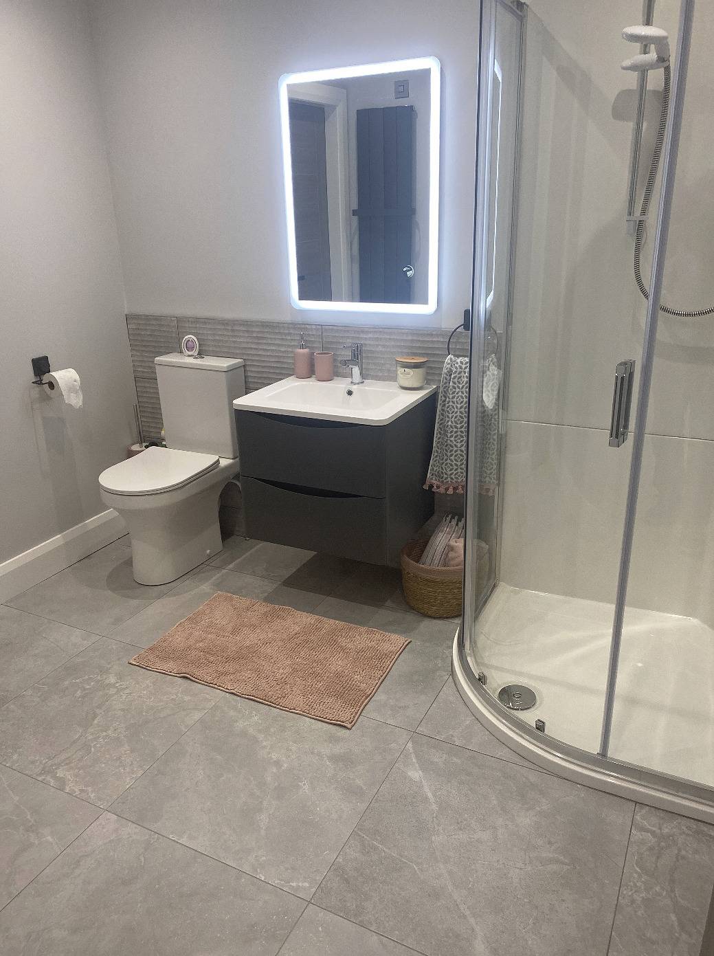 Ganze Ferienwohnung, Ferienwohnung für 8 Personen in Lough Neagh