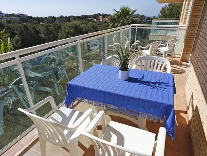 Ferienwohnung für 4 Personen, mit Kinderpool und Terrasse in Salou - 2