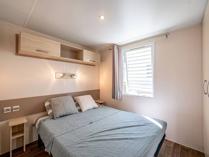 Mobil home pour 5 personnes, avec terrasse et piscine, animaux acceptés à Badefols-sur-Dordogne - 3