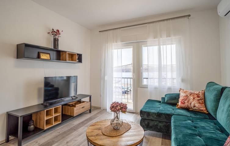 Gîte pour 4 personnes, avec terrasse à Karlobag - 3