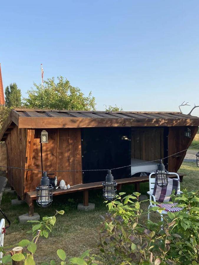 Ferieudlejning for 4 personer, med Pool i Fejø