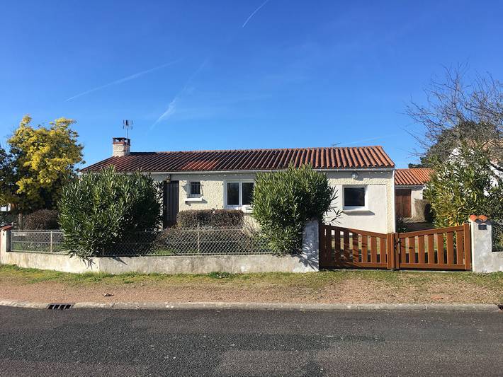 Gîte pour 6 personnes, avec jardin et terrasse, animaux acceptés
