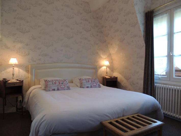 Hôtel pour 2 personnes, avec vue et jardin dans Thermes de Bagnoles de l'Orne - 4