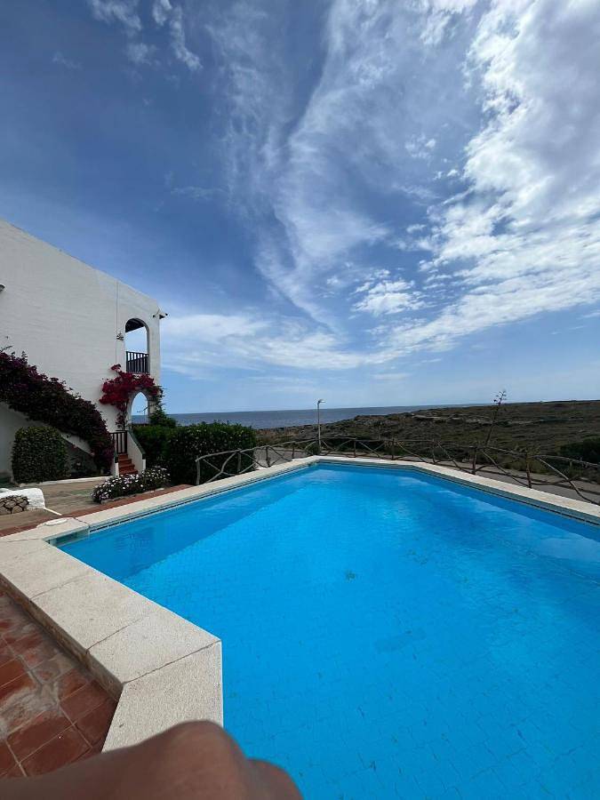 Apartamento para 4 personas, con Terraza y Jardín además de Piscina y Vistas en Son Parc