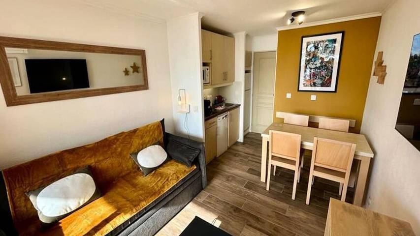 Gîte pour 5 personnes, avec balcon dans Pramousquier - 2