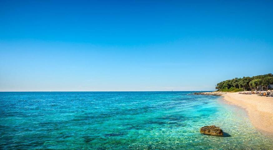 Ferienpark für 5 Personen, mit Kinderpool und Pool sowie Garten und Ausblick in Rovinj - 2