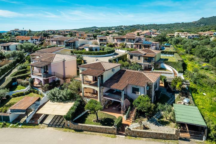 Gîte pour 4 personnes, avec terrasse à Pittulongu - 2