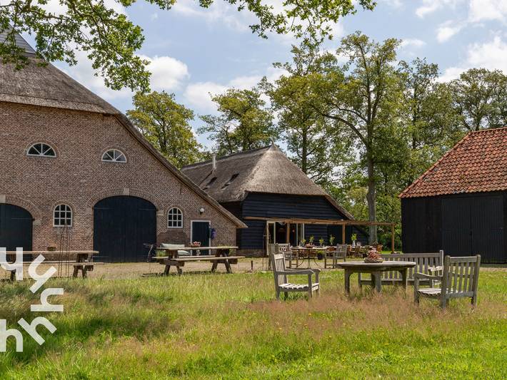 Boerderij voor 21 personen, met terras en tuin in Havelte