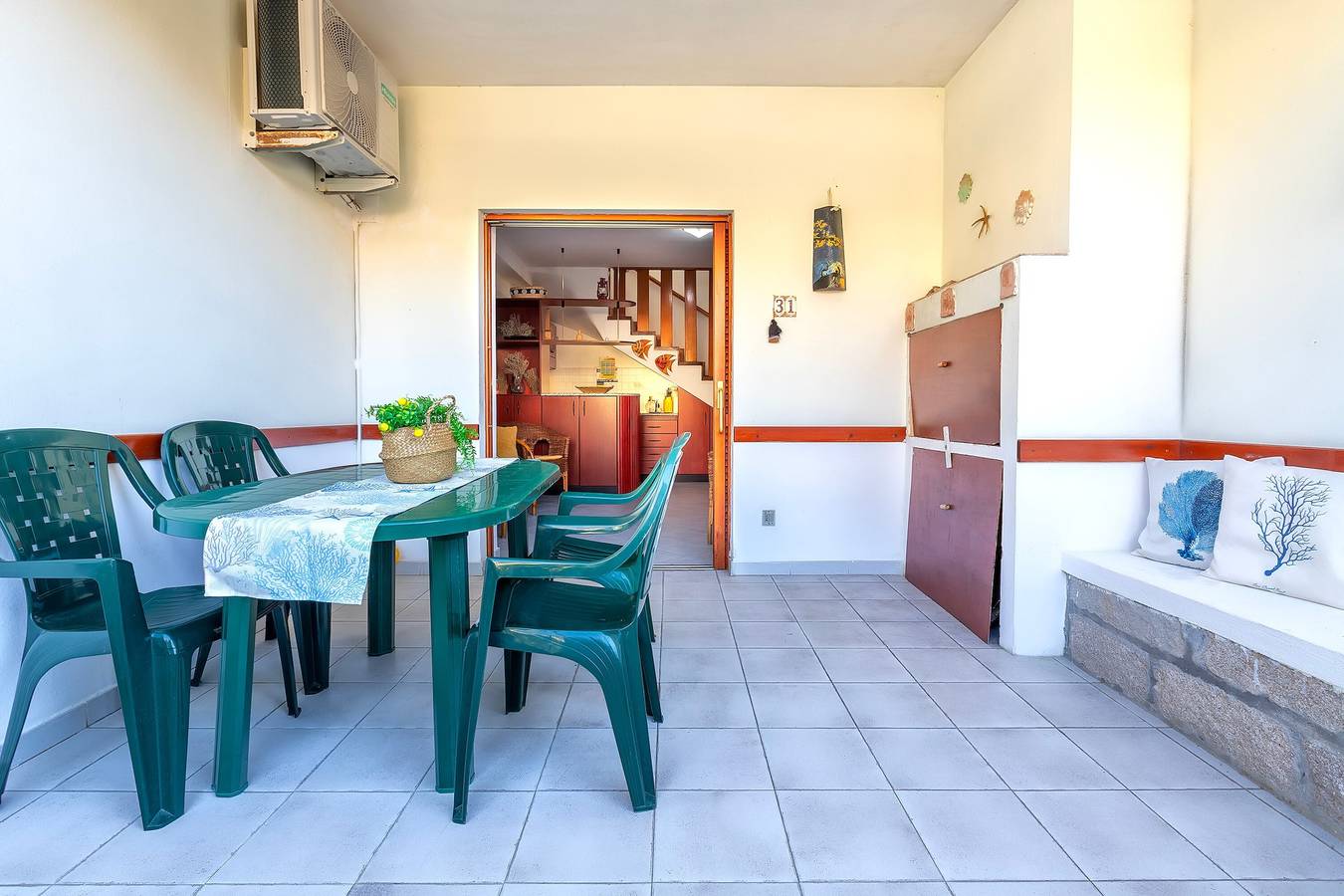 Ganze Wohnung, Ferienwohnung 'A Due Passi Apartment' mit privater Terrasse, privatem Garten und Klimaanlage in Trinità d'Agultu e Vignola und Umgebung, Olbia-Tempio